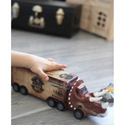 Dinosaur-kuorma-auto ja katapultilla varustetut autot